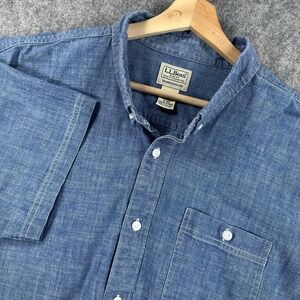 LL Bean Shirt Mens Extra Large Short Sleeve Button Down chambrayPocket